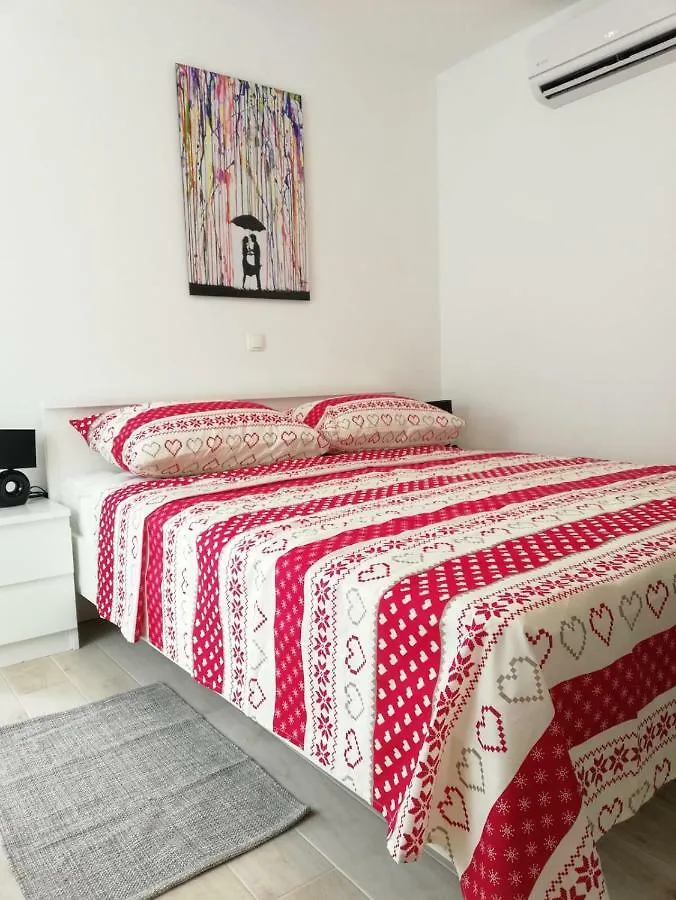 Apartment Porat Trogir 0*,