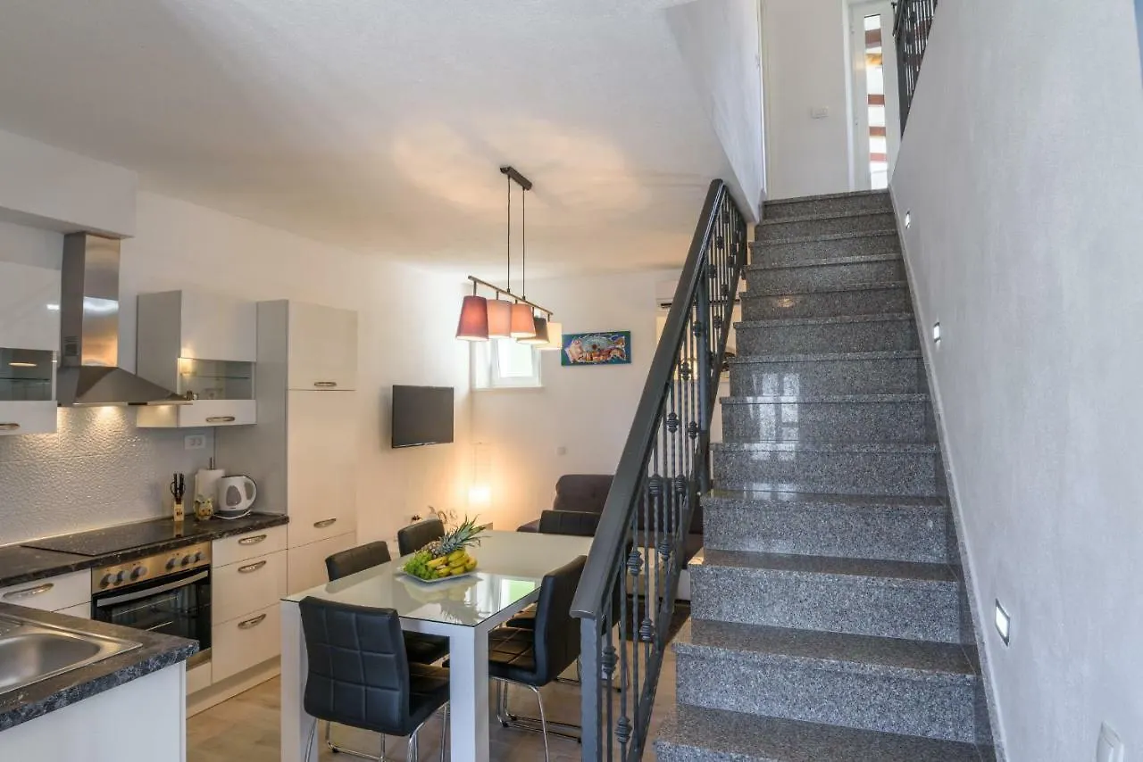 Apartment Porat Trogir 0*,  Chorwacja